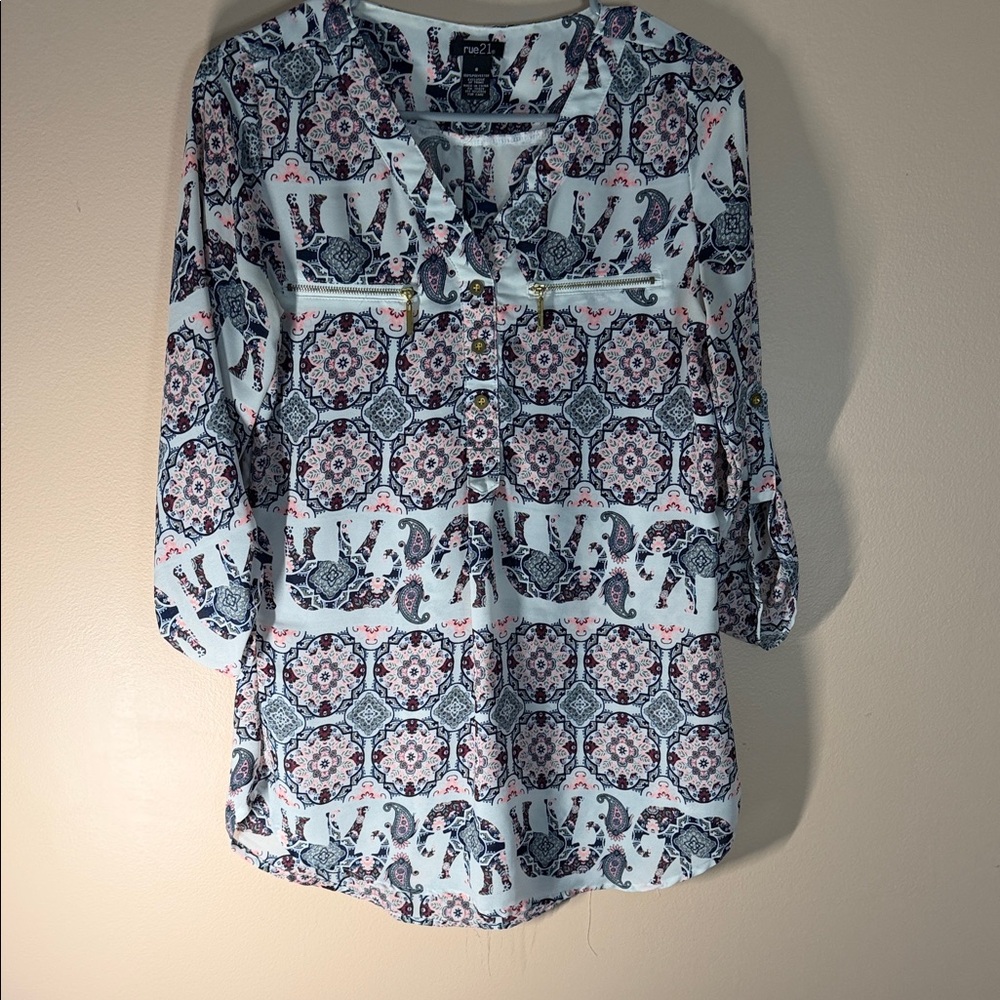 Rue21 Light Blue Paisley Medallion Roll-Tab Blouse